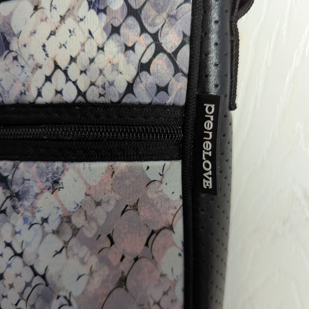 Neoprene Crossbody Bag In Snakeskin print - Interchangeable Straps. - Picture 5 of 5